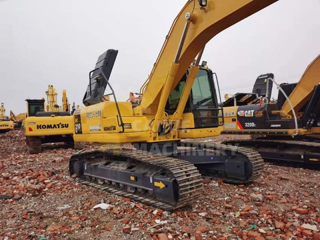 Used Komatsu PC210-8