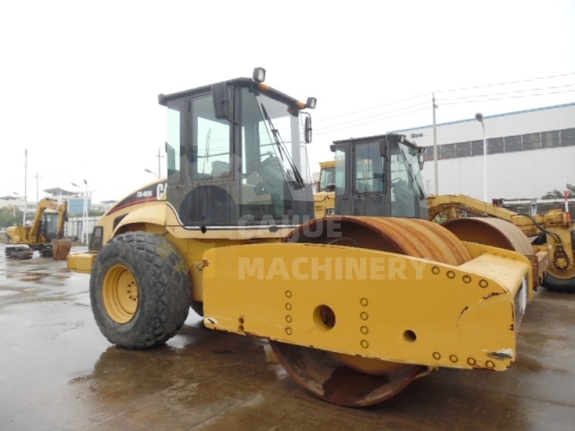 Used CAT CS-683E