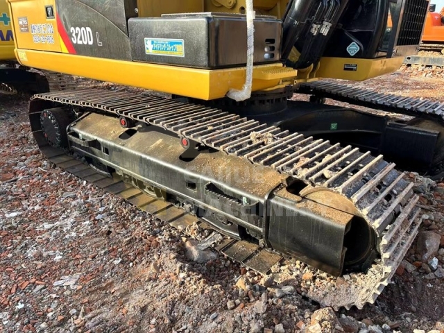 Used Caterpillar CAT320D