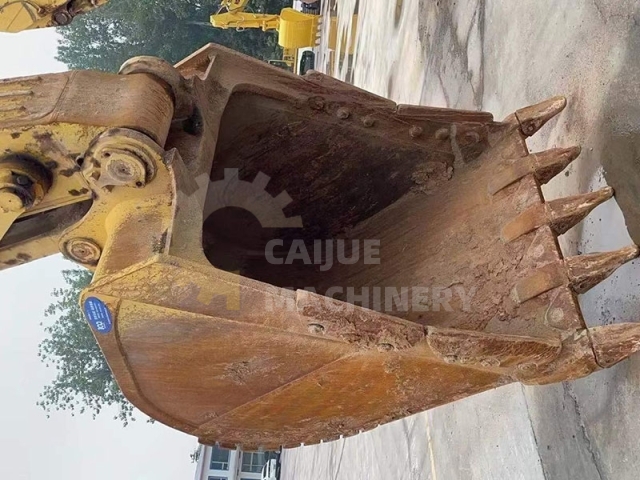 Used Komatsu PC500-10