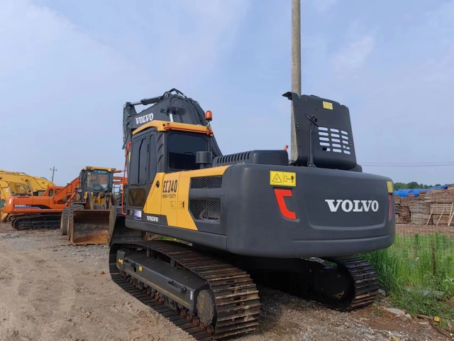 Used Volvo EC240