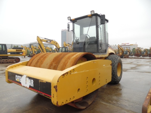 Used CAT CS-683E