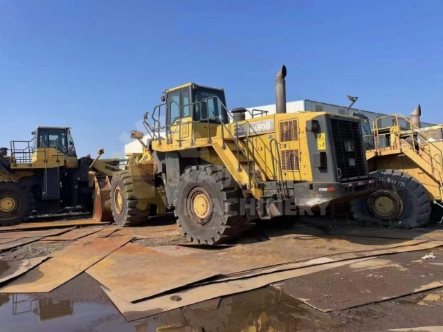 Used KOMATSU WA600