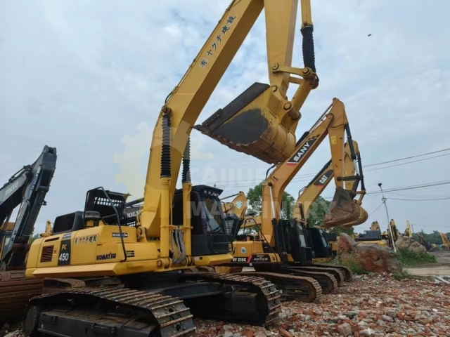 Used Komatsu PC450-8