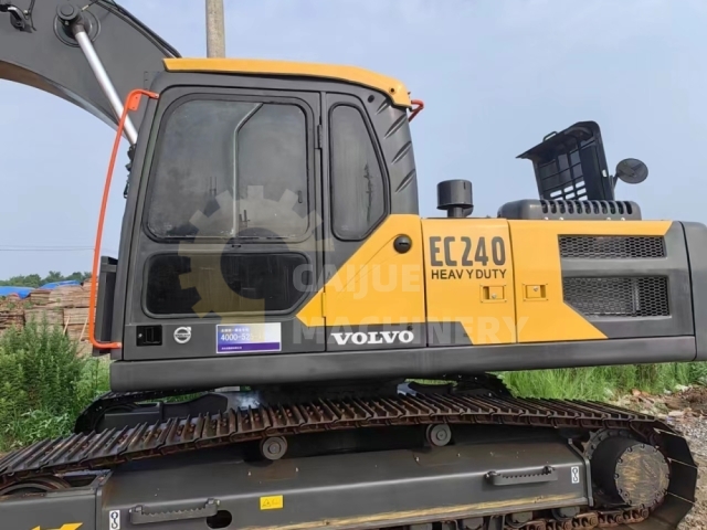 Used Volvo EC240