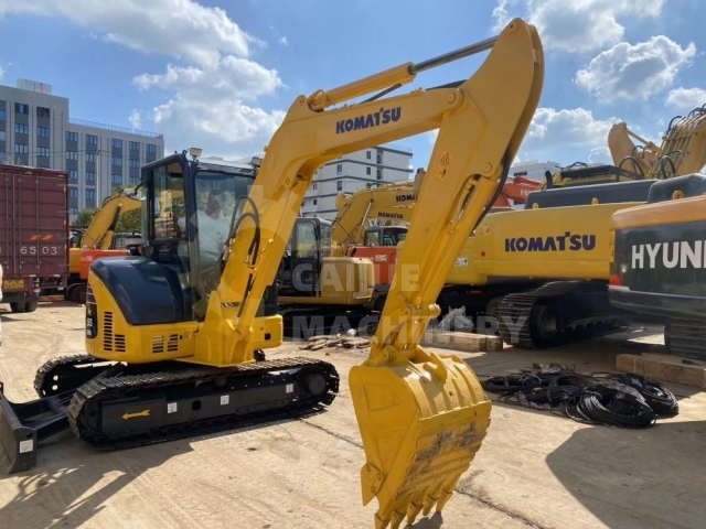 Used Komatsu PC55MR-2