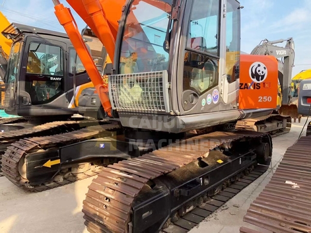 Used Hitachi ZX250