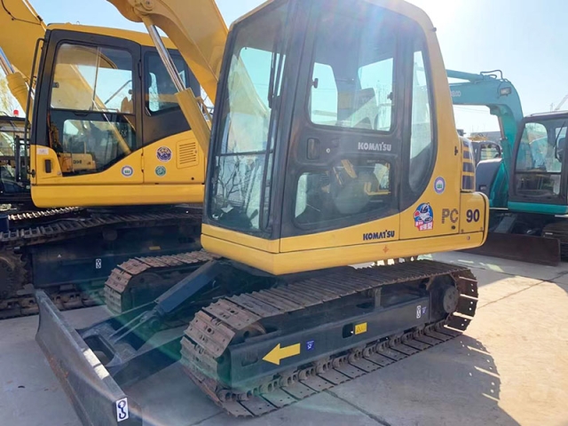 Used Komatsu PC60-7