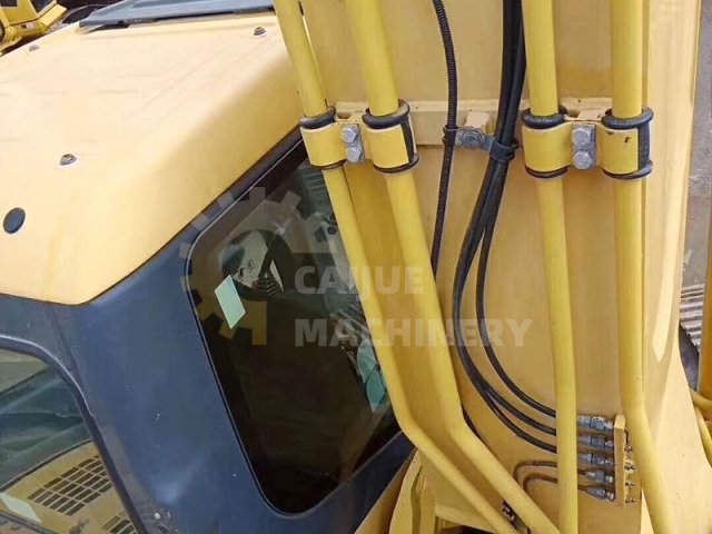 Used Komatsu PC270-7