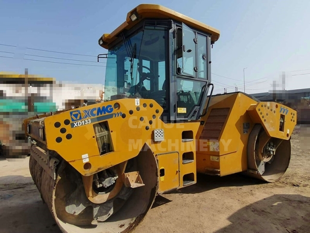 Used XCMG XD133