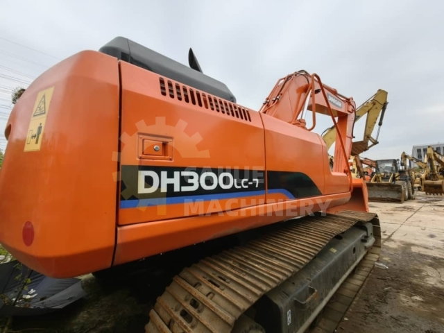 Used Doosan DH300