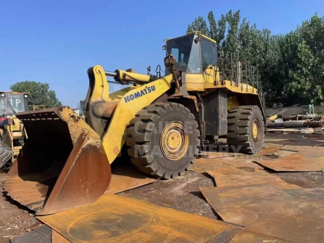 Used KOMATSU WA600