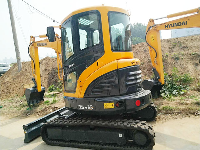 Used Hyundai R35-9VS