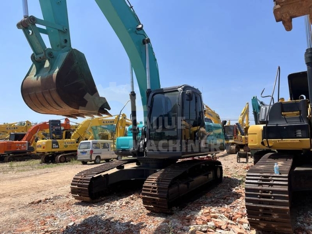 Used Kobelco SK200-8