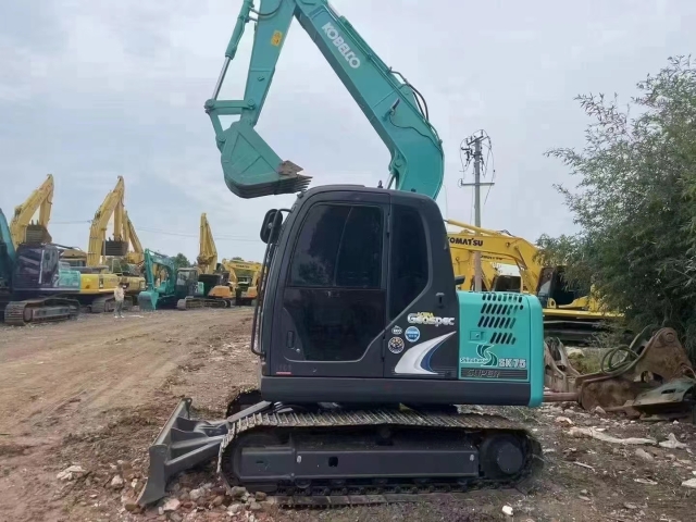 Used Kobelco SK75-8