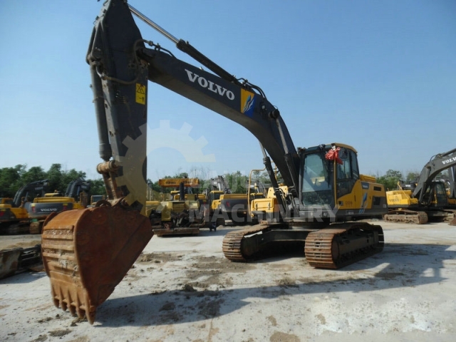 Used Volvo EC250D