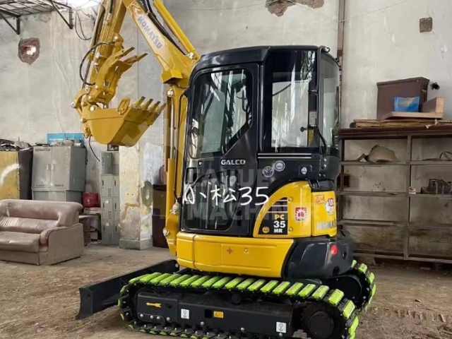 Used Komatsu PC35