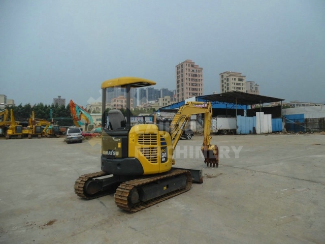 Used Komatsu PC30MR-2