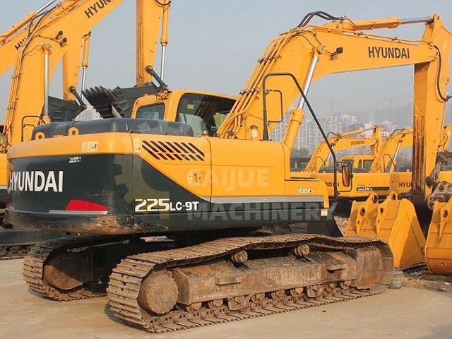 Used Hyundai R225-9T