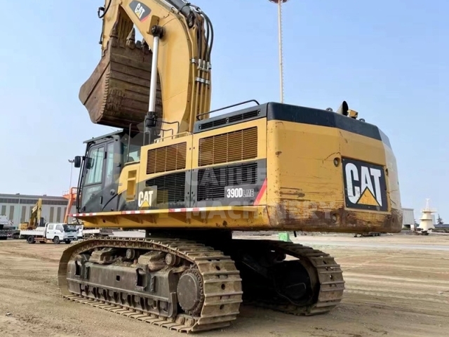 Used Caterpillar CAT390D