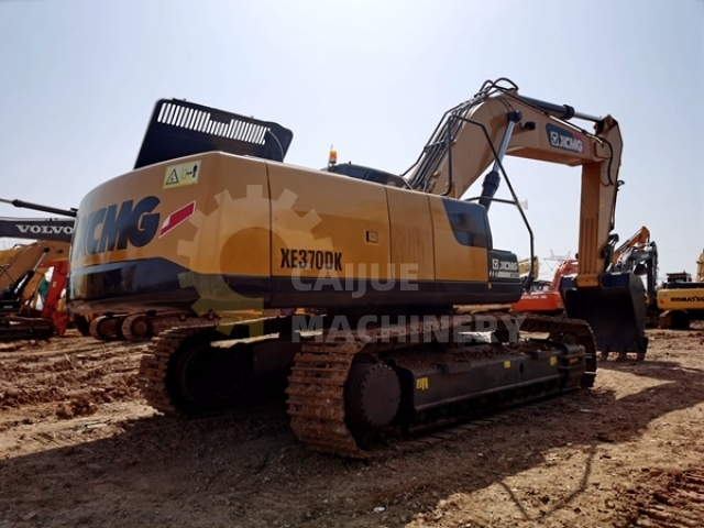 Used XCMG 370DK