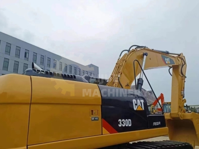 Used Caterpillar CAT330D2