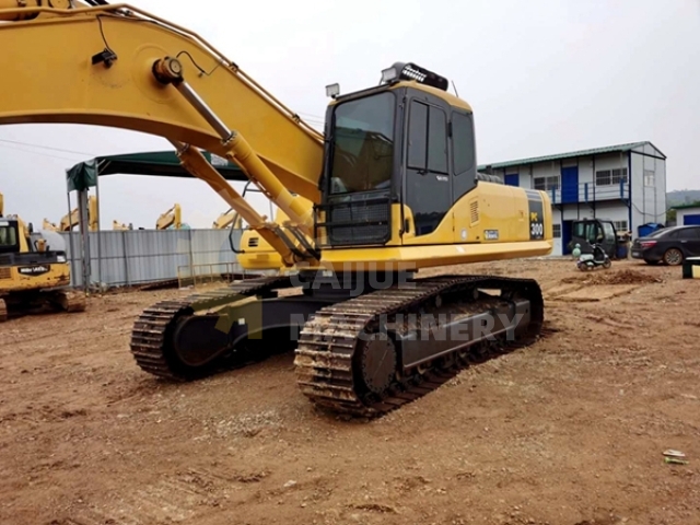 Used Komatsu PC300-7