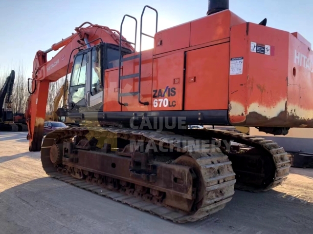 Used Hitachi ZX670-3