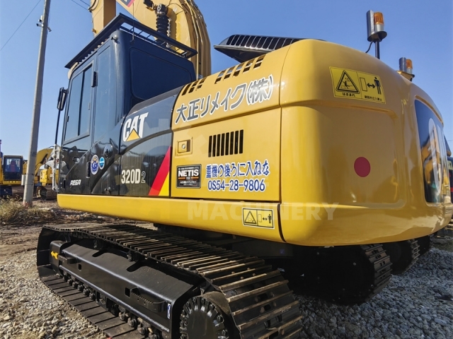 Used Caterpillar CAT320D2